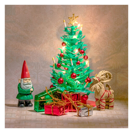 puppenhauszubehoer-puppenhausmoebel-weihnachtsbaum-christbaum-weihnachtsdeko-mit-beleuchtung-wichtel-lundby-60604700